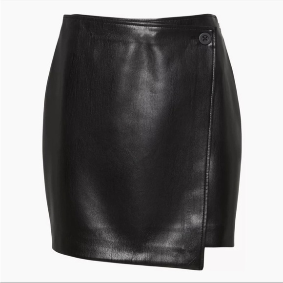 Babaton Aritzia leather skirt - Picture 1 of 10